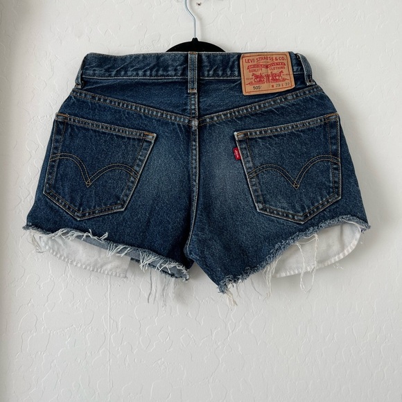 Vintage Levis 505 Dark Wash Denim Cutoff Jeans - Picture 4 of 8